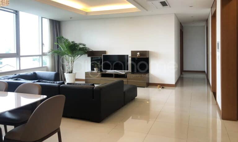 Cho thuê căn hộ Xi Riverview 3 phòng ngủ toà T3 nội thất cao cấp view sông