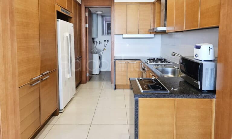Cho thuê căn hộ Xi Riverview 3 phòng ngủ T3 nội thất đủ tầng cao view sông