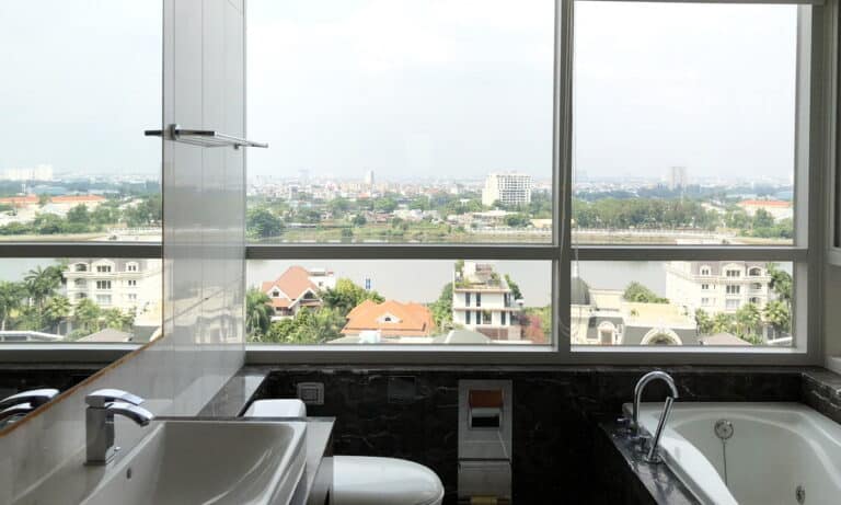Cho thuê căn hộ Xi Riverview 3 phòng ngủ trống tầng cao toà T1 view sông