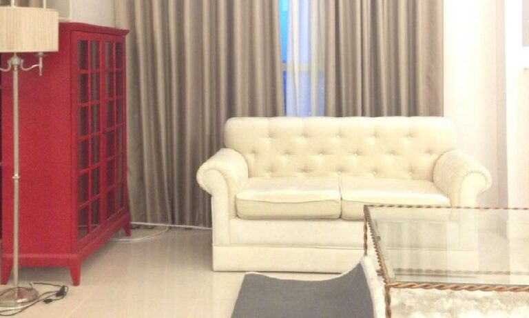Cho thuê căn hộ Xi Riverview 3 phòng ngủ tầng cao T3 nội thất đủ view sông