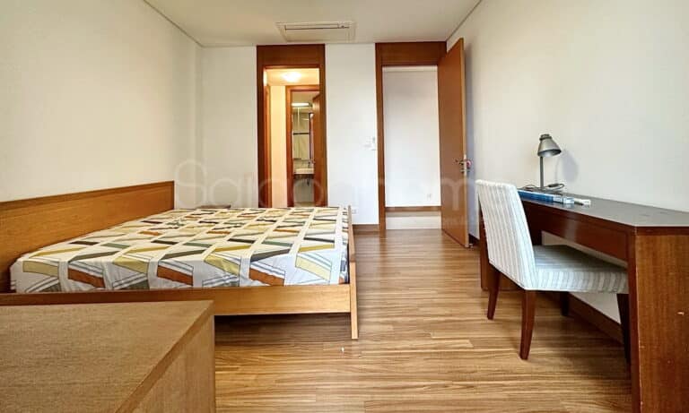 Cho thuê căn hộ Xi Riverview 3 phòng ngủ toà T2 nội thất xịn view sông