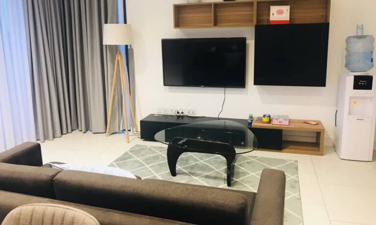 City Garden căn hộ 3 phòng ngủ cho thuê lầu cao nội thất xịn view quận 1