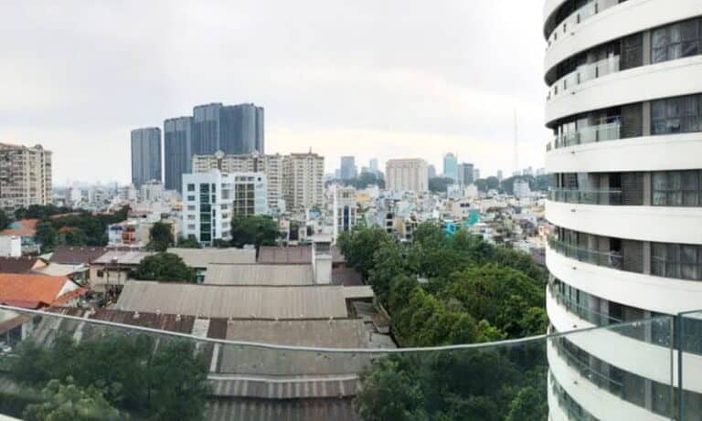 Cho thuê căn hộ 1 phòng ngủ City Garden tầng cao nhà đẹp view quận 1