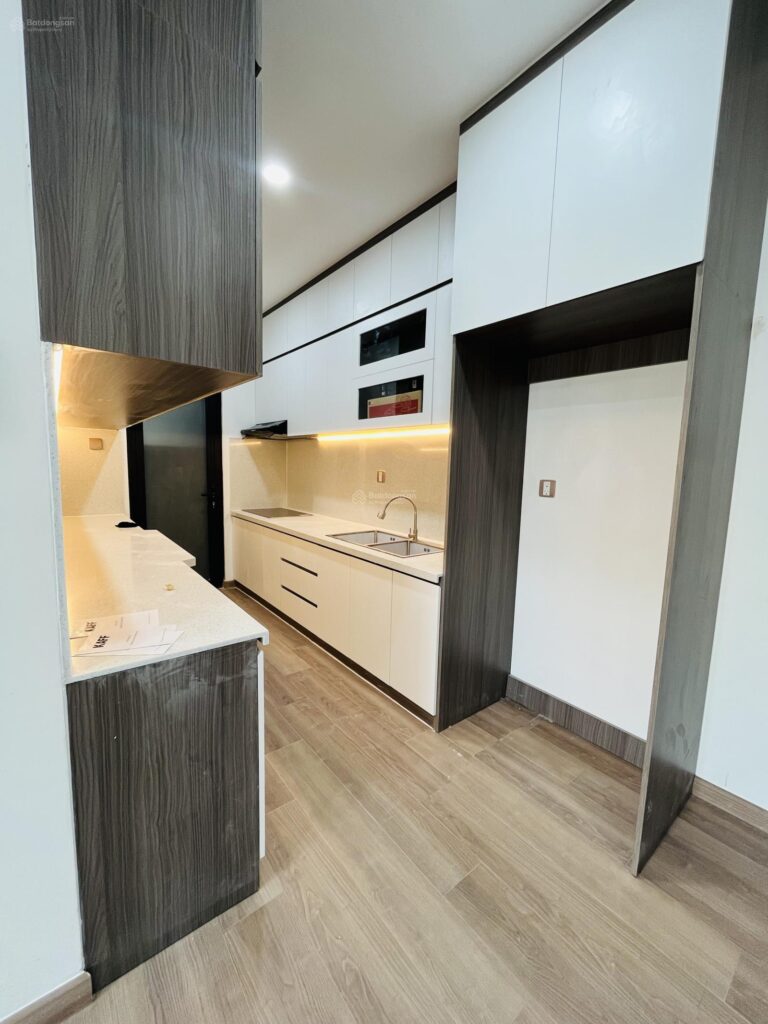 Căn hộ 3 phòng ngủ Park View Residence cho thuê view L81 nội thất cơ bản