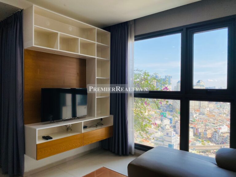 Cho thuê căn hộ 2 phòng ngủ tại Pearl Plaza view đẹp đủ nội thất cao cấp
