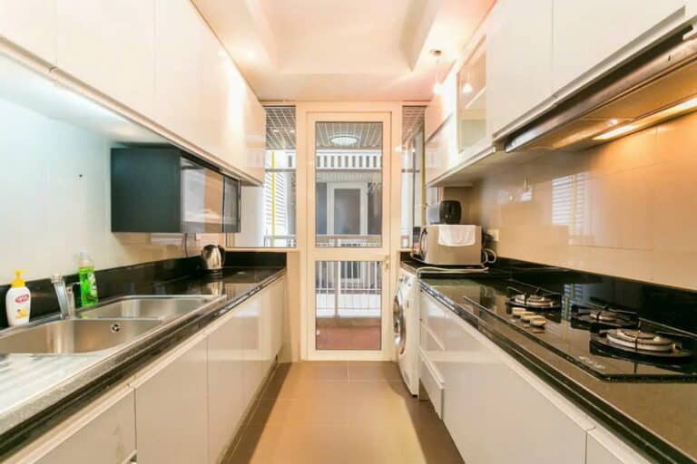 Cho thuê Topaz Saigon Pearl 2PN, tầng cao, Nội Thất Đẹp, view sông thoáng mát