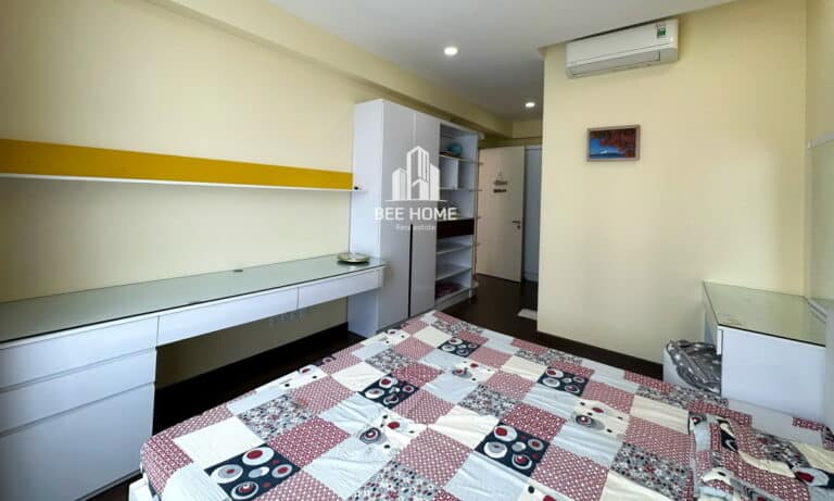 Cho thuê Vista Verde 2 phòng ngủ lầu cao nội thất xịn view khu dự án Feliz