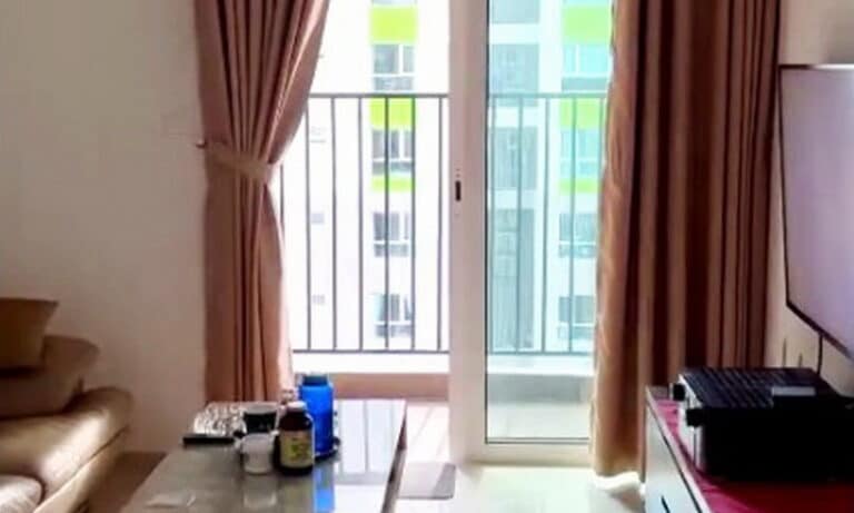 Vista Verde cho thuê 1 phòng ngủ tầng cao nội thất xịn view hồ bơi nội khu