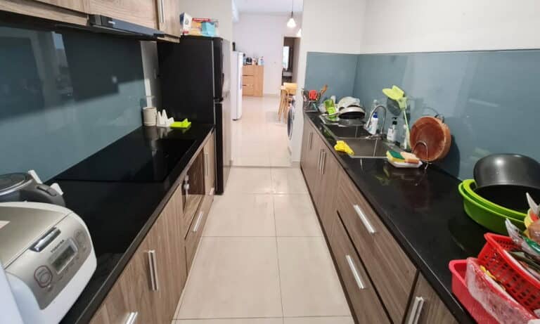 Cho thuê Vista Verde 2 phòng ngủ lầu cao có nội thất view khu dự án Feliz