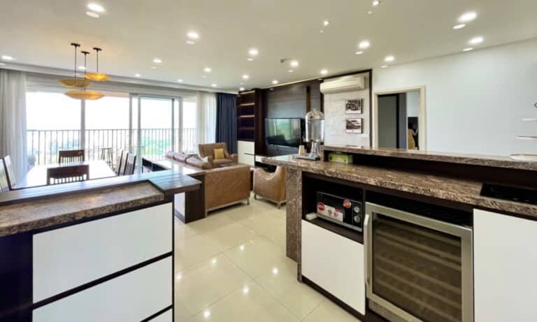 Can ho Vista Verde cho thue 4 phòng ngủ lầu cao có đủ nội thất view sông
