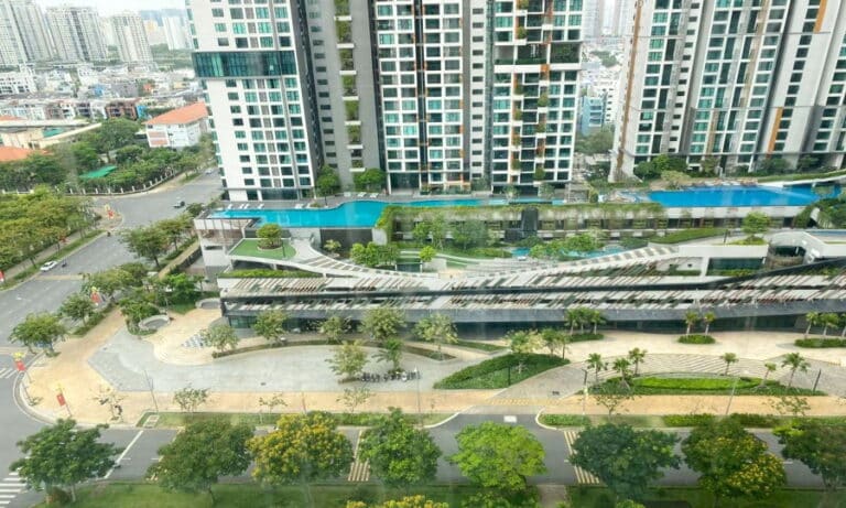 Can ho Vista Verde cho thue 3 phòng ngủ tầng cao nội thất đẹp view sông