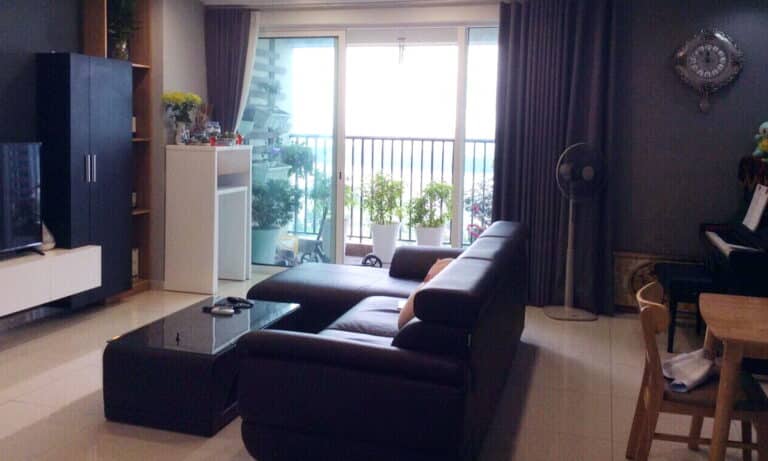 Can ho Vista Verde cho thue 3 phòng ngủ lầu cao có đủ nội thất view sông