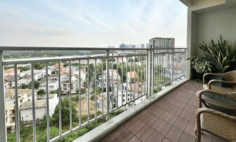 Cho thuê căn hộ Xi Riverview 3 phòng ngủ lầu cao T3 nội thất xịn view sông