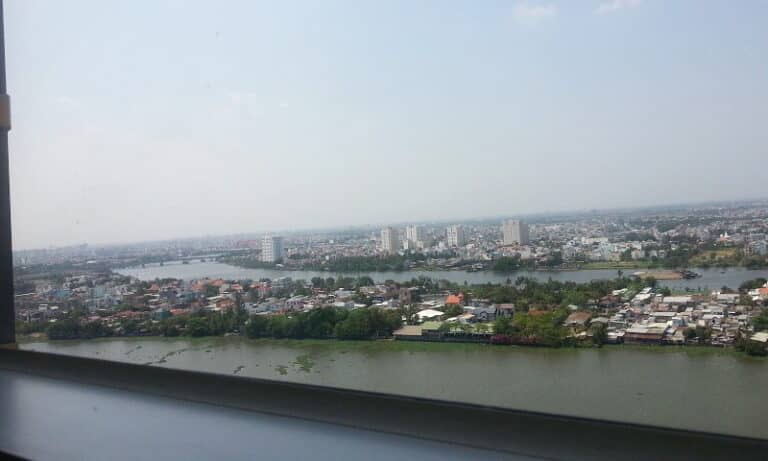 Cho thuê căn hộ Xi Riverview 3 phòng ngủ tầng cao T1 nội thất đủ view sông