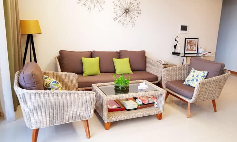 Cho thuê căn hộ Xi Riverview 3 phòng tầng cao toà T3 có nội thất view sông
