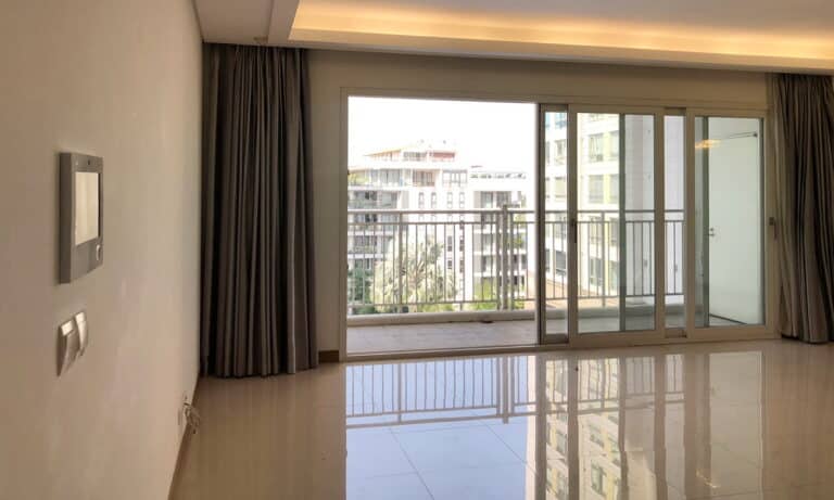 Cho thuê căn hộ Xi Riverview 3 phòng ngủ tháp T2 nội thất cơ bản view sông