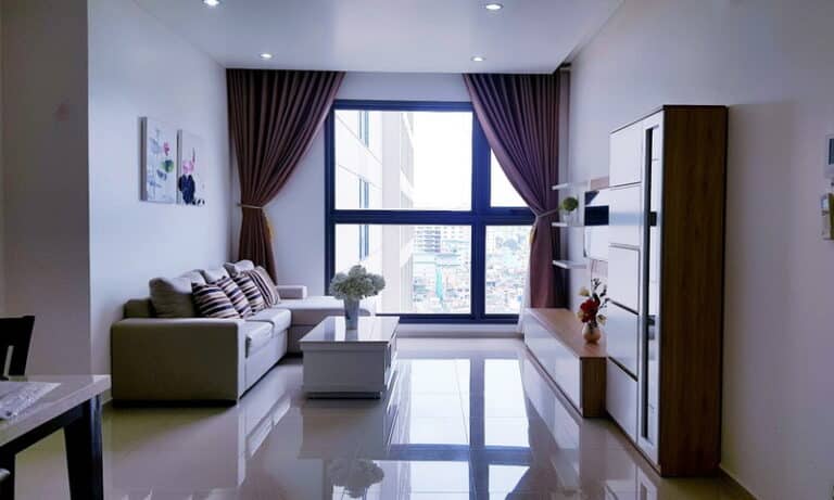 Căn hộ cho thuê Pearl Plaza 2 phòng ngủ view thoáng mát lầu cao có nội thất