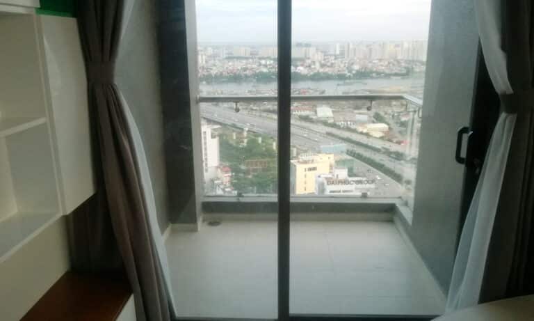 Cho thuê căn hộ Pearl Plaza 3 phòng ngủ view sông L81 lầu cao nội thất đẹp