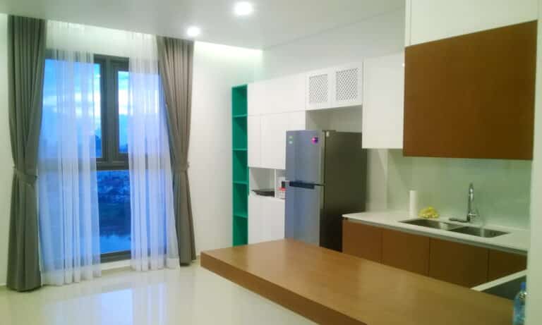 Cho thuê căn hộ Pearl Plaza 3 phòng ngủ view sông L81 lầu cao nội thất đẹp