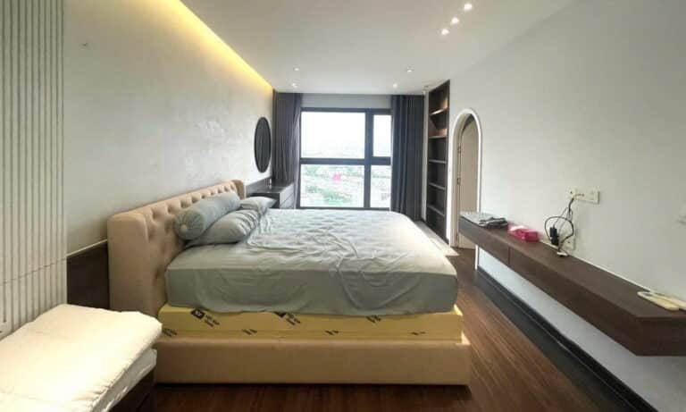 Cho thuê căn hộ Pearl Plaza 3 phòng ngủ view L81 sông lầu cao nhà đẹp