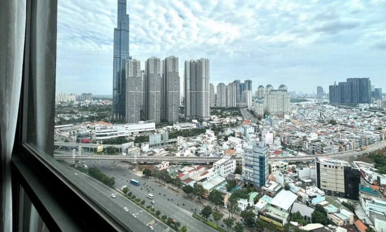 Cho thuê căn hộ Pearl Plaza 3 phòng ngủ view sông L81 lầu cao full nội thất