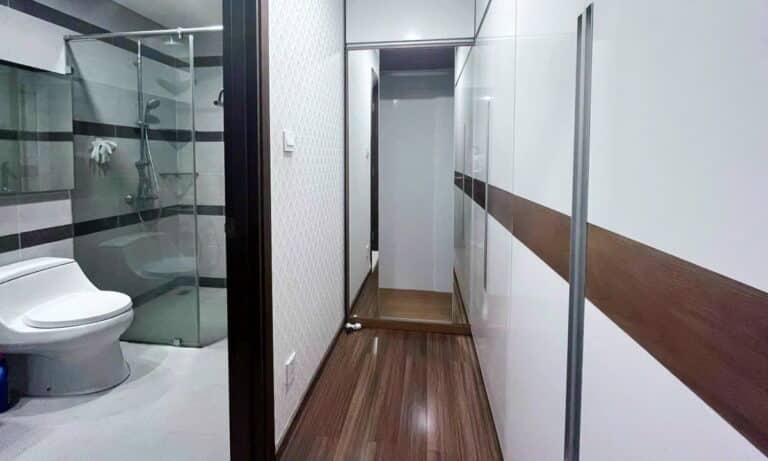 Căn hộ Pearl Plaza cho thuê 2 phòng ngủ view L81 lầu cao nội thất đầy đủ