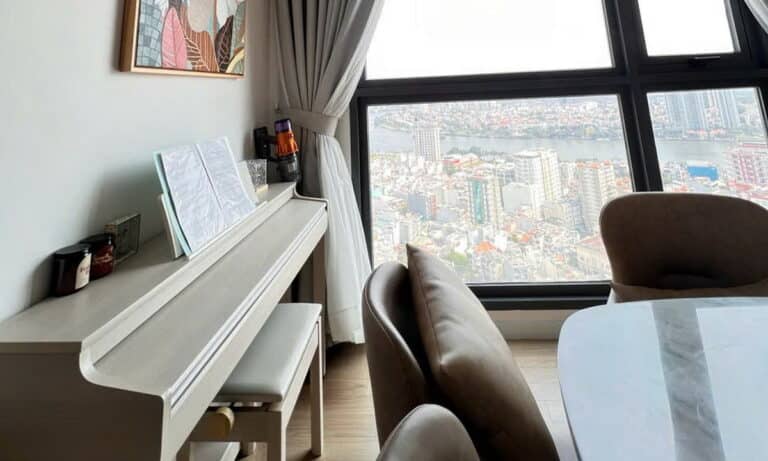 Cho thuê căn hộ Pearl Plaza penthouse 3 phòng ngủ view sông nội thất đẹp
