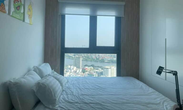 Cho thuê căn hộ Pearl Plaza penthouse 3 phòng ngủ view sông nội thất đẹp