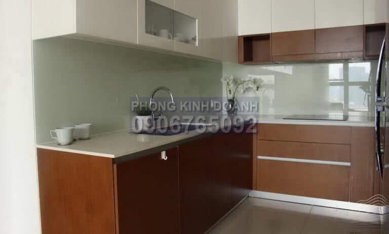 Căn hộ Pearl Plaza cho thuê 2 phòng ngủ view L81 tầng cao có đủ nội thất