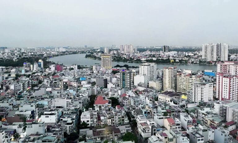 Cho thuê Pearl Plaza căn 2 phòng ngủ view sông tầng cao đầy đủ nội thất