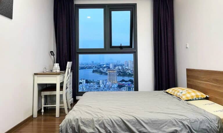 Cho thuê Pearl Plaza căn 2 phòng ngủ view sông tầng cao đầy đủ nội thất