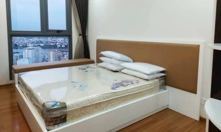Cho thuê Pearl Plaza Bình Thạnh 2 phòng ngủ view sông lầu cao có nội thất