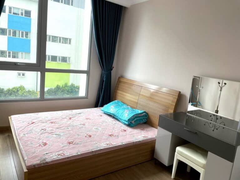 Bán Căn hộ 3pn Central Vinhomes Central Park, tầng thấp đầy đủ nội thất.