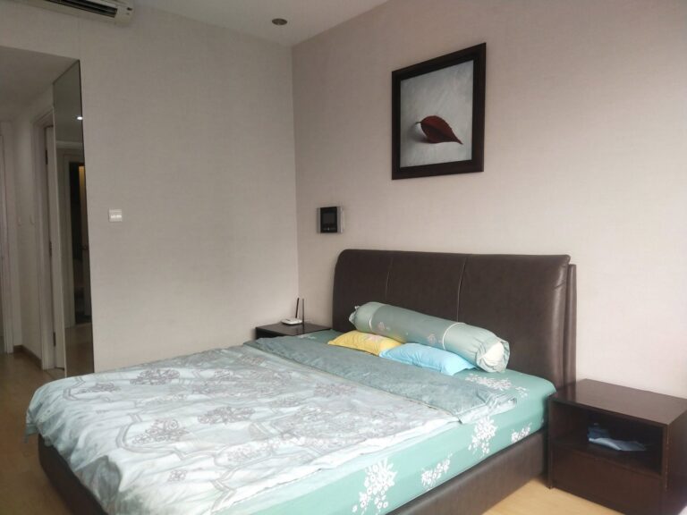 Căn hộ Saigon Pearl cho thuê 2 phòng ngủ lầu cao nội thất xịn view sông