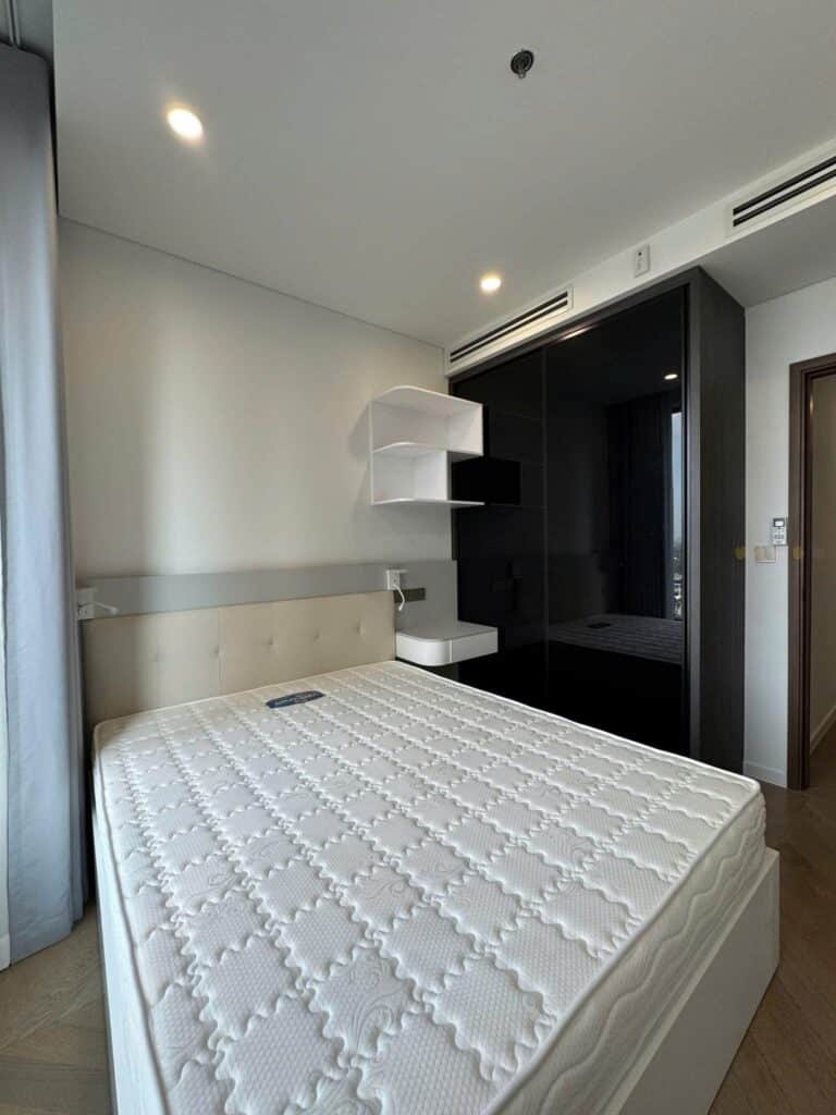 Saigon Pearl cho thuê căn hộ tầng cao đủ nội thất view L81 3 phòng ngủ