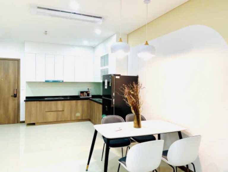 Opal Saigon Pearl cho thuê tầng cao nhà đẹp view thành phố 2 phòng ngủ
