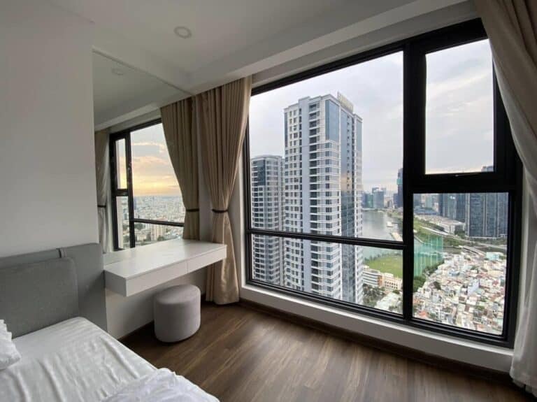 Opal Saigon Pearl cho thuê 2 phòng ngủ tầng cao nội thất đẹp view quận 1