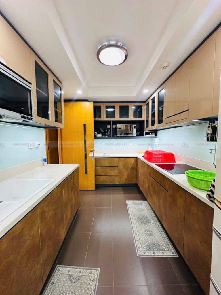 Saigon Pearl cho thuê căn hộ tầng cao có đủ nội thất view L81 3 phòng ngủ