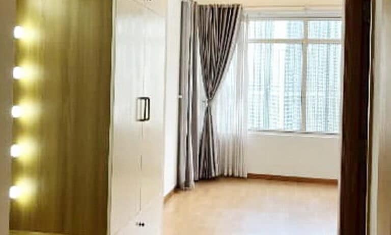 Căn hộ cho thuê Saigon Pearl lầu cao nội thất xịn view L81 2 phòng ngủ