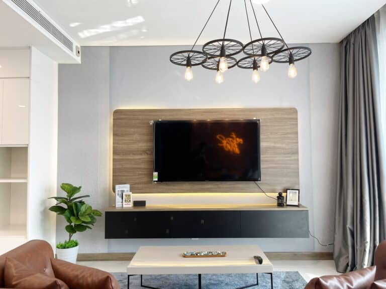 Cho thuê căn hộ Sunwah Pearl tầng cao đủ nội thất 2 phòng ngủ view quận 1