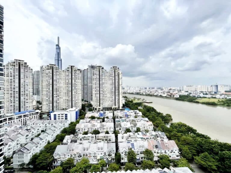 Bán căn hộ Sunwah Pearl lầu cao đầy đủ nội thất 2 phòng ngủ view sông
