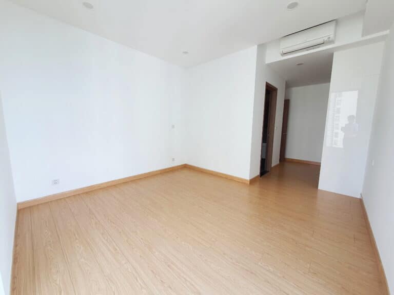 Bán căn hộ Sunwah Pearl tầng cao nội thất cơ bản 2 phòng ngủ view mát