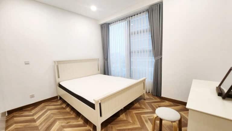 Căn hộ Sunwah Pearl cho thuê đầy đủ nội thất 3 phòng ngủ view hồ bơi