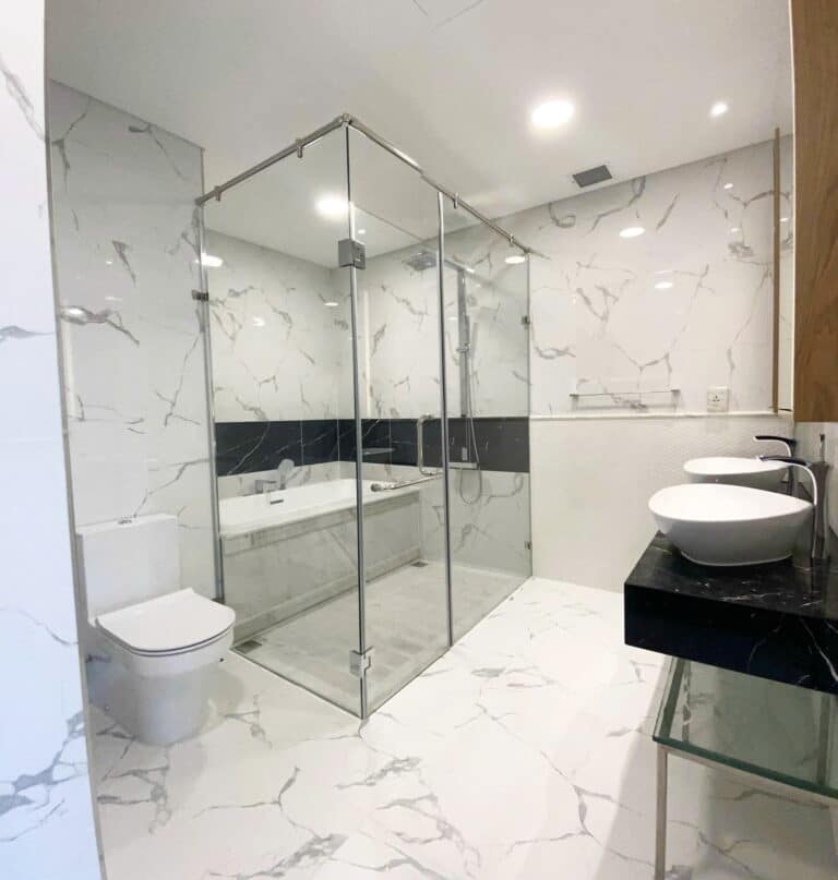 Sunwah Pearl cho thuê căn lầu cao nội thất đầy đủ 3 phòng ngủ view sông