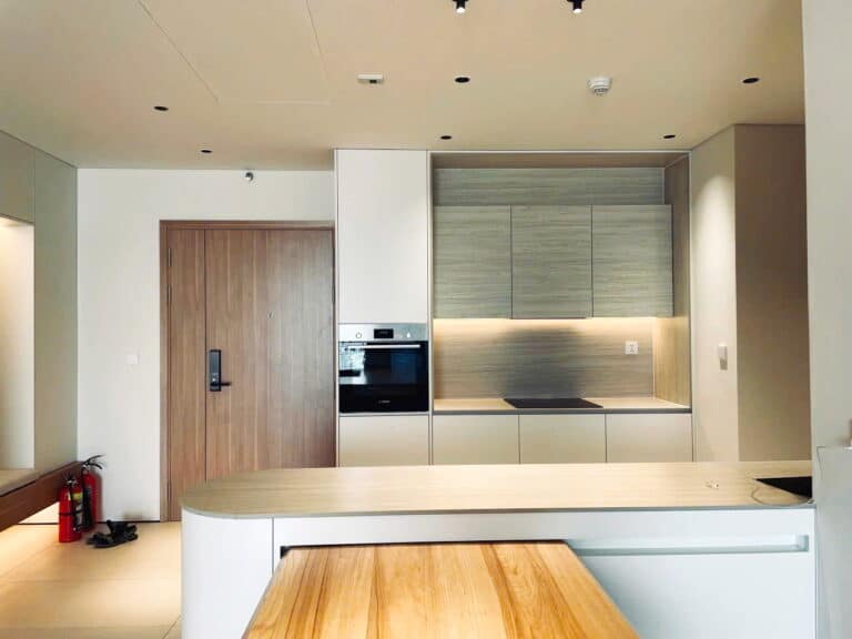 Sunwah Pearl cho thuê lầu cao nội thất sang trọng 3 phòng ngủ view sông