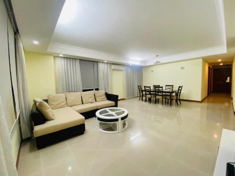 Căn hộ The Manor cho thuê tầng cao nhà đẹp 3 phòng ngủ view quận 1