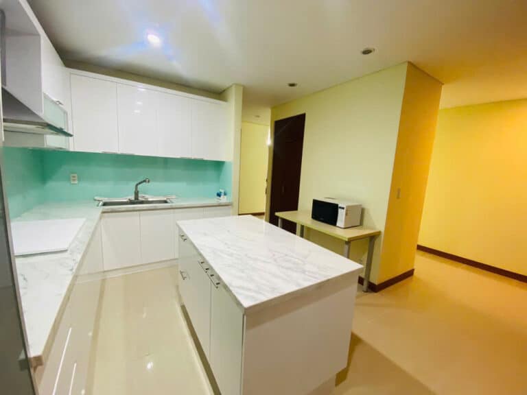 Căn hộ The Manor cho thuê tầng cao nhà đẹp 3 phòng ngủ view quận 1