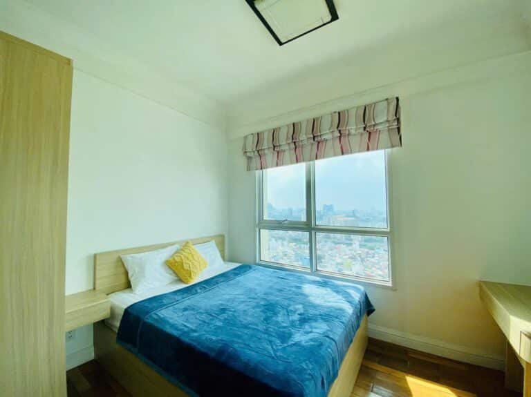 Cho thuê căn hộ The Manor tầng cao nội thất full 1 phòng ngủ view quận 1