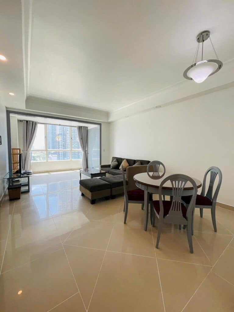 Căn hộ cho thuê The Manor tầng cao đủ nội thất 3 phòng ngủ view Landmark 81