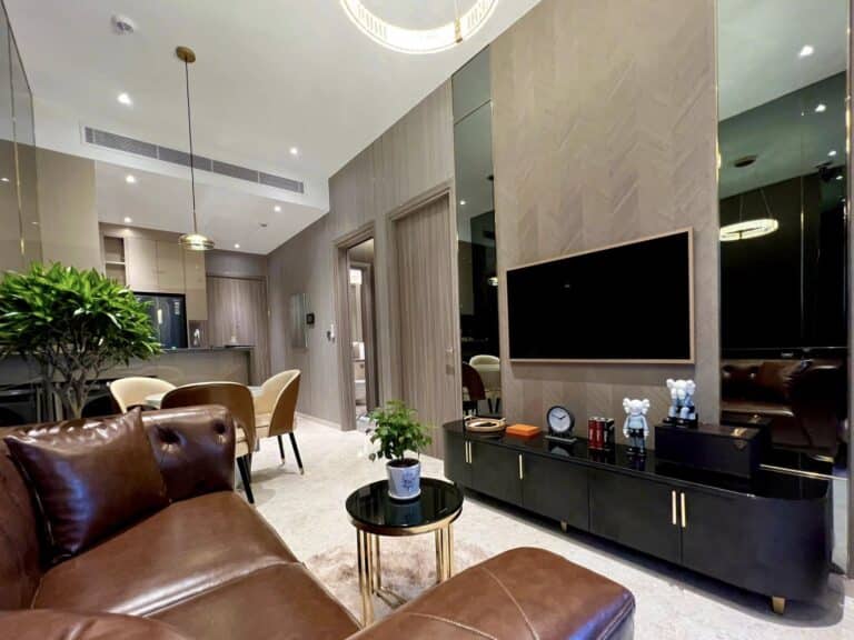 Cho thuê căn hộ 1 phòng ngủ The Marq quận 1 view L81 full nội thất xịn